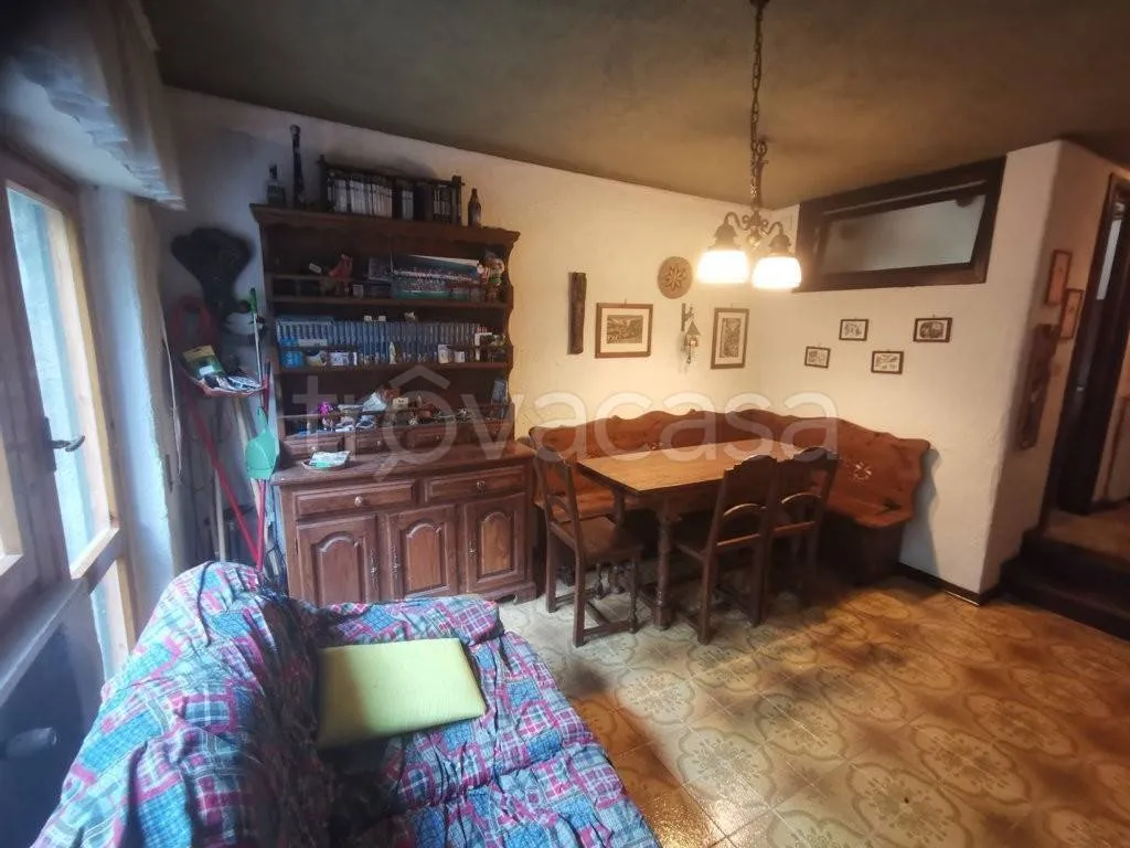 Söögituba - Apartment with Private Garden in Viola
