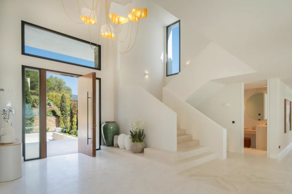 Esik - Modern Villa with Pool in Benahavís