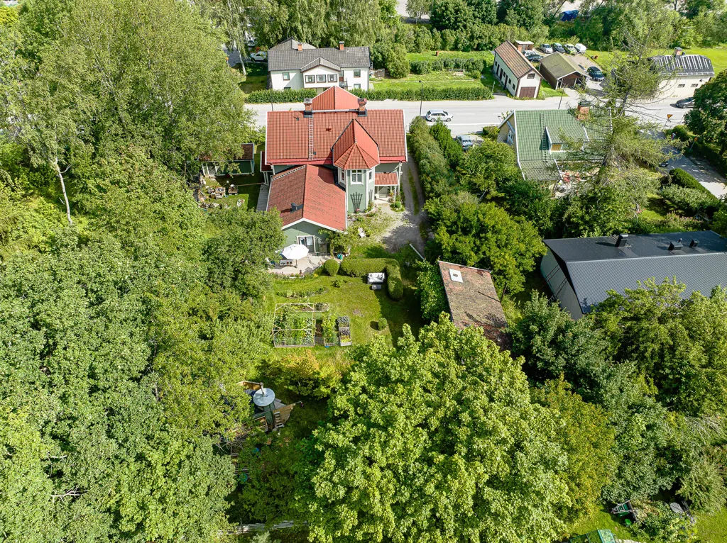 Vue aérienne - Converted Church with Atelier in Gnesta