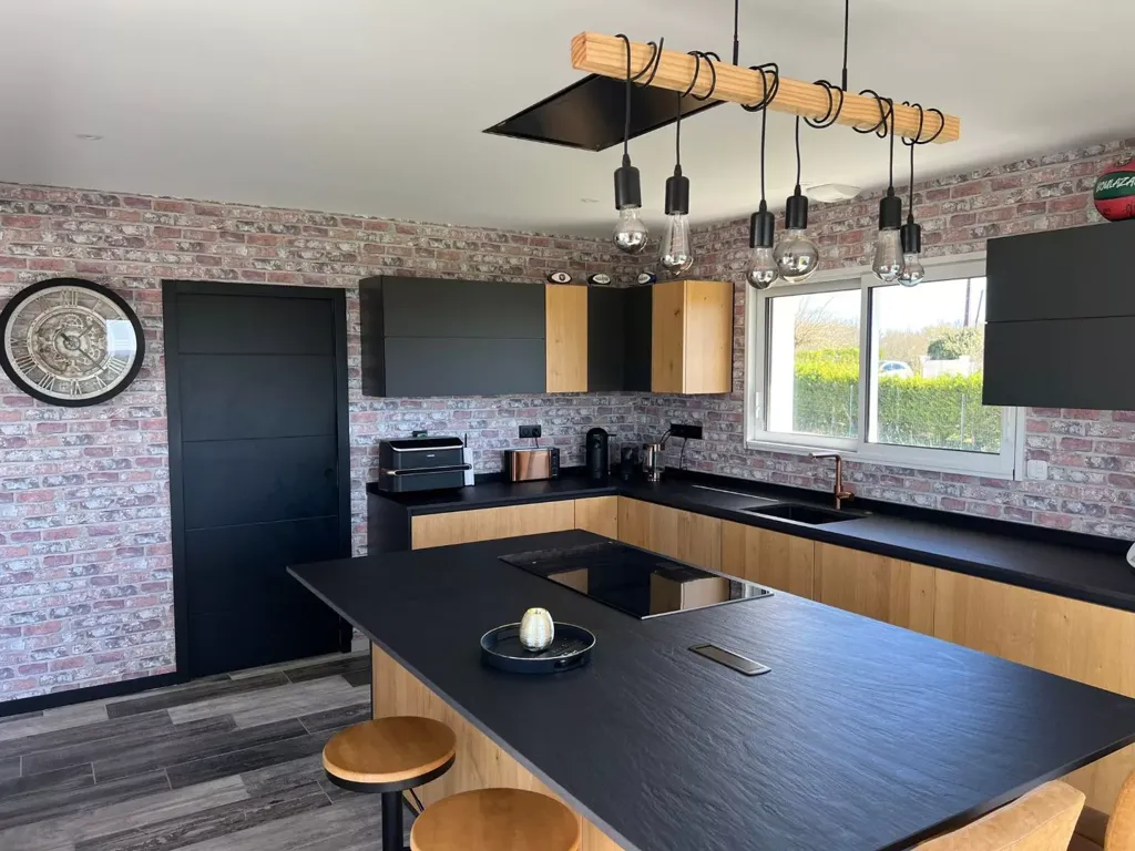 Cuisine - Maison Contemporaine avec Prestations Haut de Gamme à Proximité des Commodités