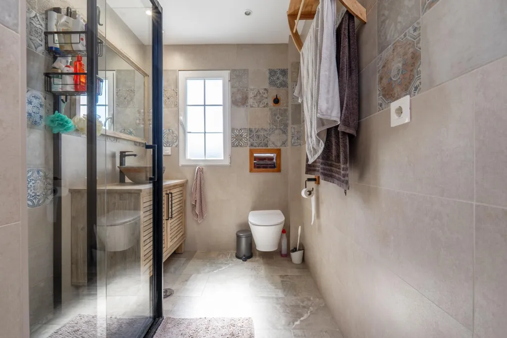 Vannitoad - Chalet with Pool and Terrace in Gojar