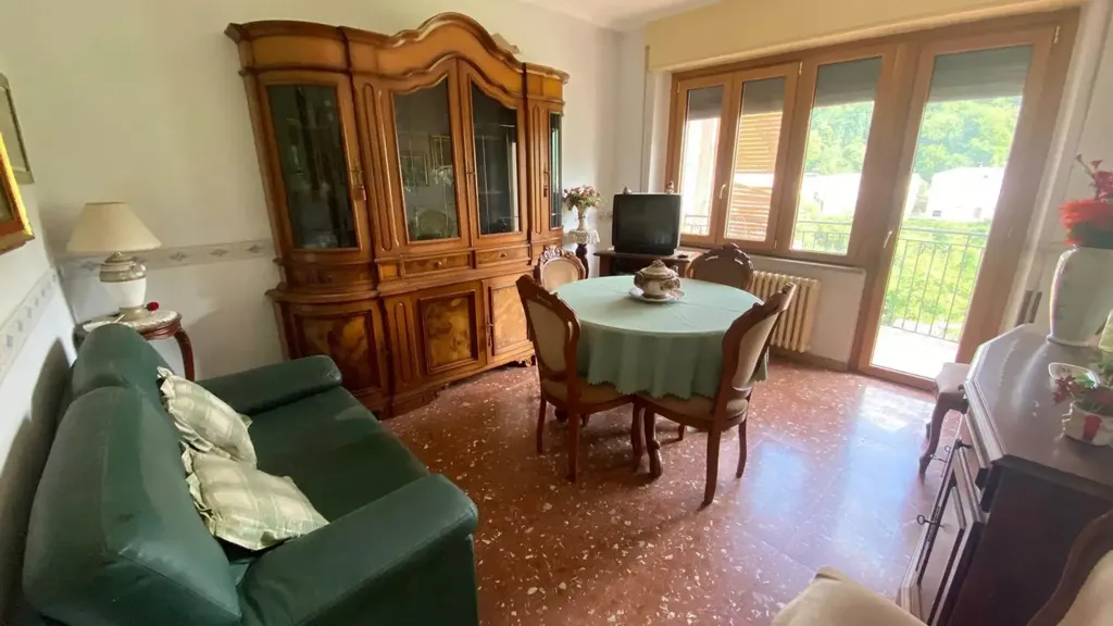 Appartement 4 pièces à IT
