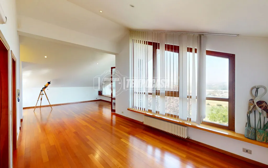 Séjour - Elegant Villa with Two Units in Camerata Picena