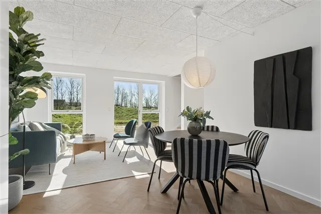 Salle à manger - Contemporary Villa with Terrace in Langkær