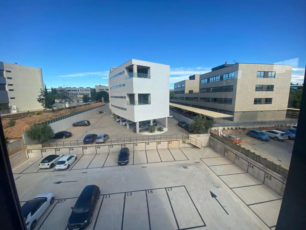 Extérieur - Office with BREEAM Certification in Parc Tecnològic, Paterna