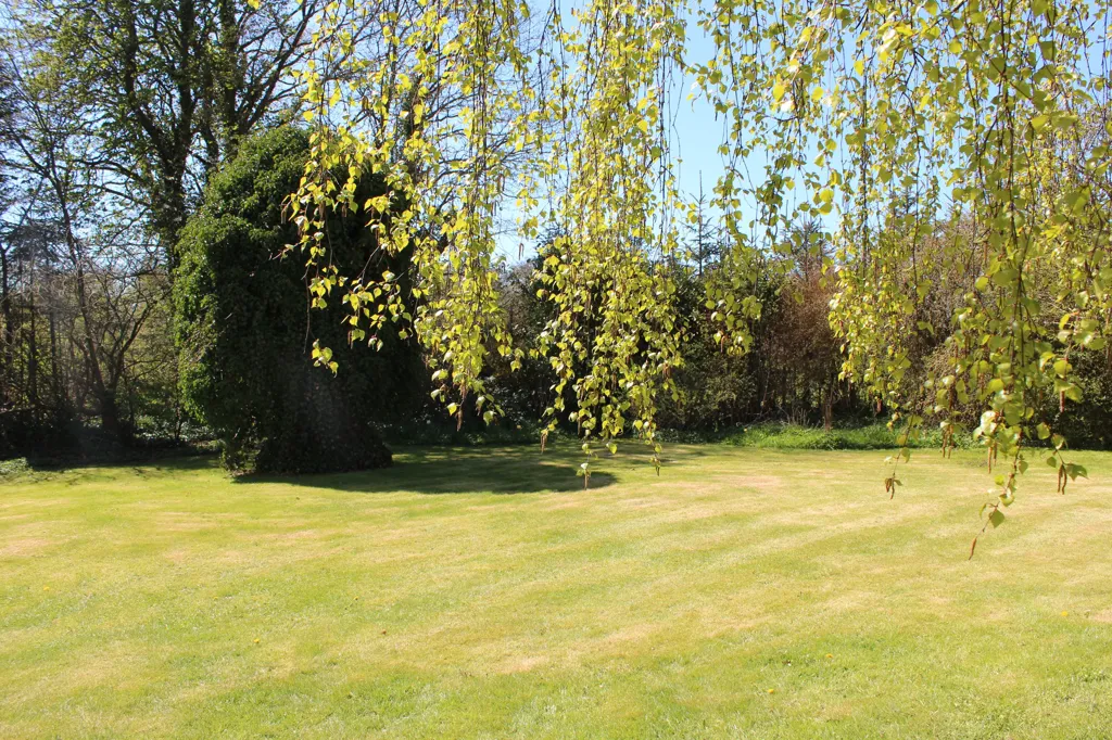 Jardin - Handcrafted Cottage with Unique Garden in Kielstrup