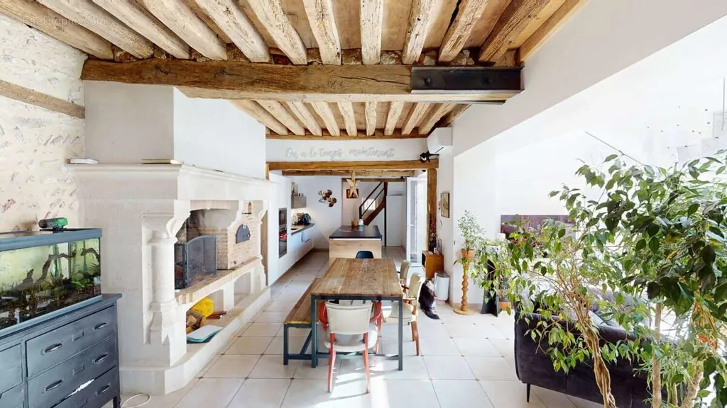 Soggiorno - Elegant House with Pool in Saint-Denis-En-Val