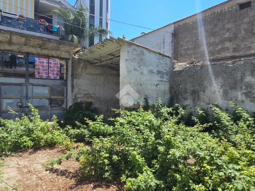 Garden - Independent House for Reconstruction in Casapesenna