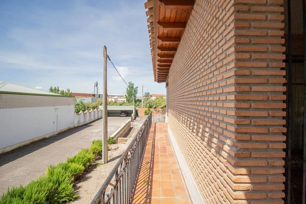 Balcon - Rustic House with Pool and Terrace in Carmena