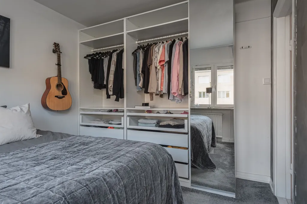 Chambres - Modernised Two-Bedroom Flat with Stylish Surfaces in Norrköping