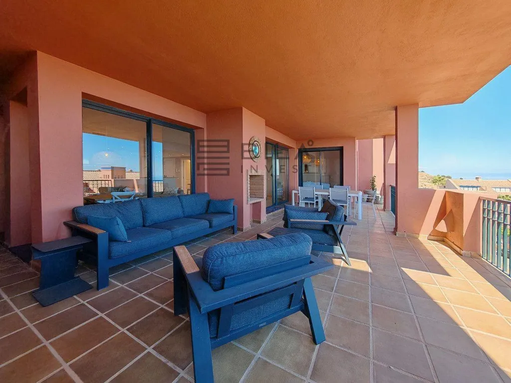 Terrazza - Spacious Apartment with Pool in Calahonda, Mijas