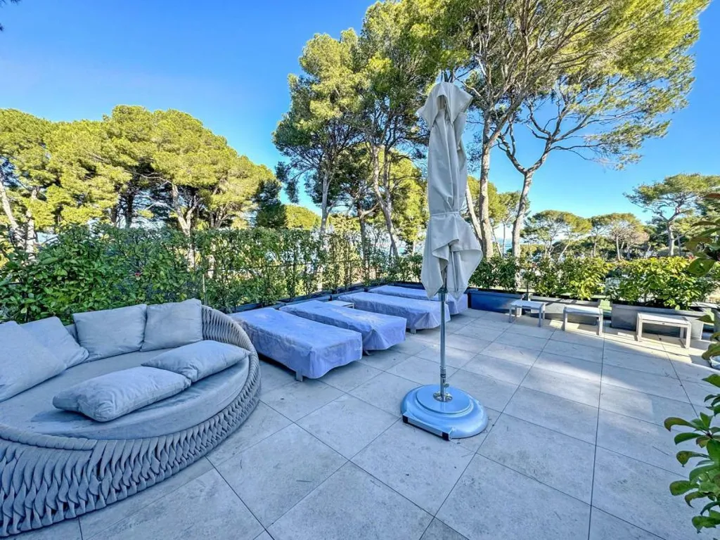 Terrace - 1950s Villa with Sea View in Cap d'Antibes