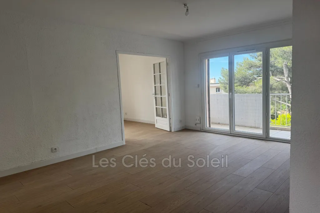 Toad - T4 Apartment with Balcony and Sea View in Toulon
