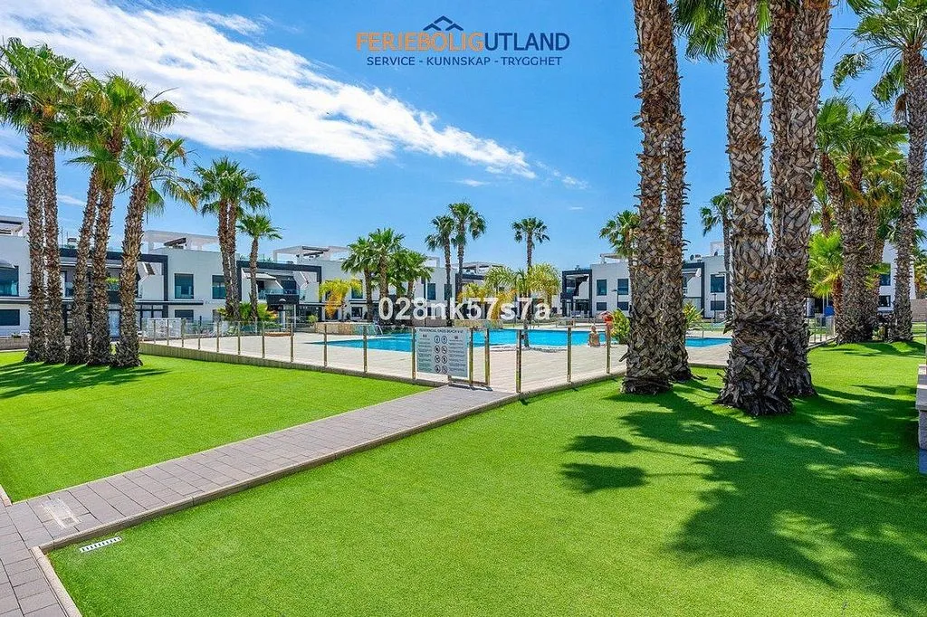 Jardin - T2 Apartment with Pool in Cabo Roig