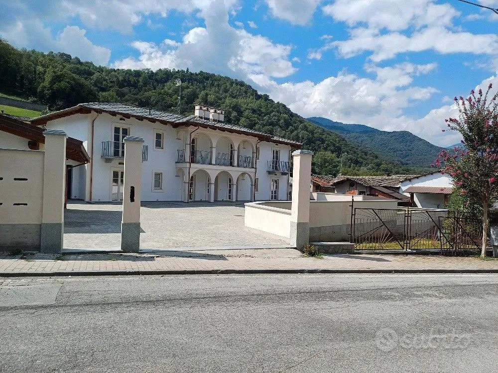 Extérieur - Newly Built Apartment with Balcony in Town Centre