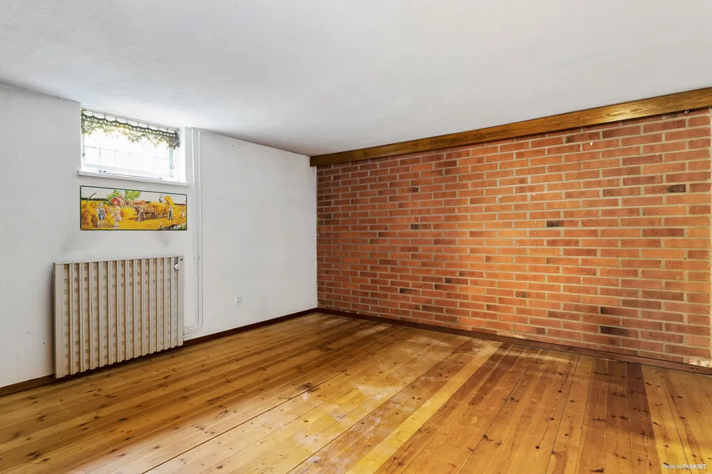Rooms - Villa with Garden in Trollbäcken, Stockholm