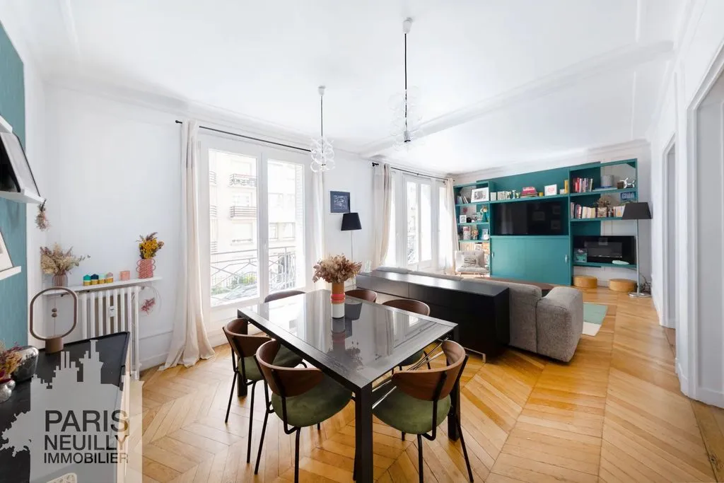 Séjour - Appartement de Luxe avec Ascenseur à Ternes