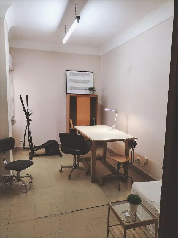 Bureau - Furnished Flat with Balcony in Salamanca