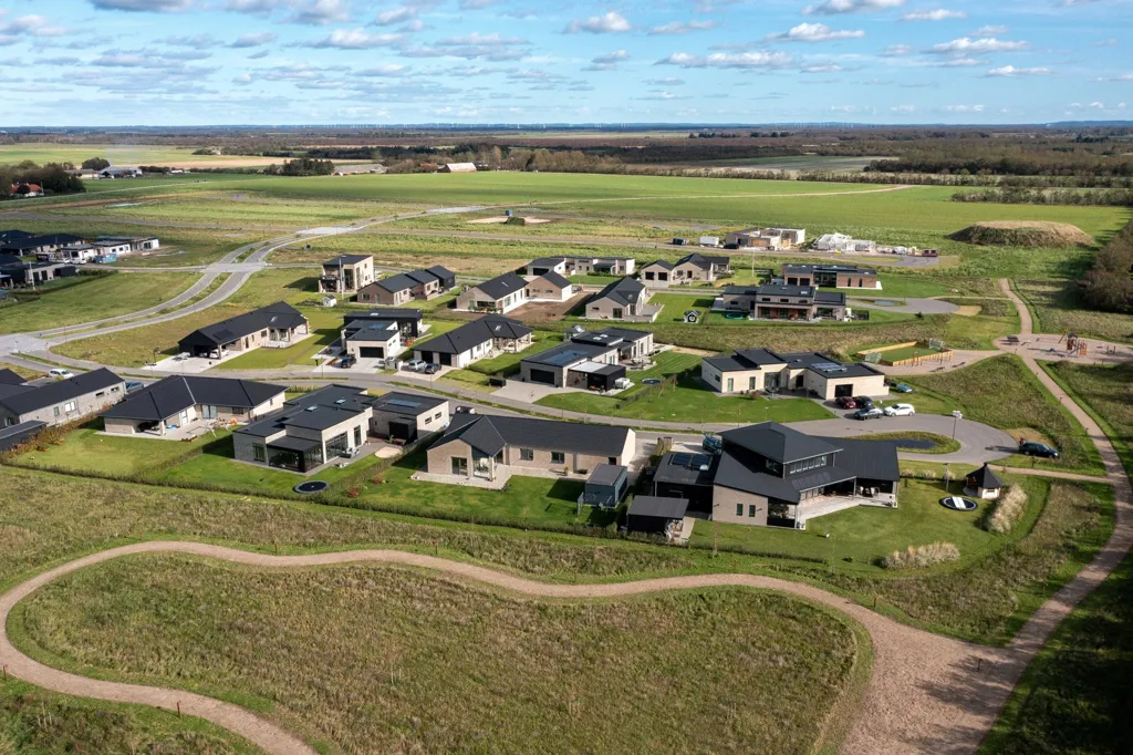 Vista aerea - Year-Round Plot with 5G Coverage in Aabybro