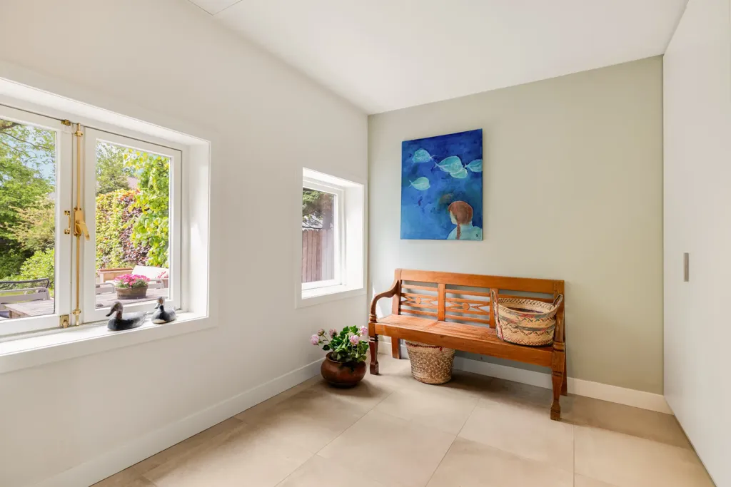 Hallway - Villa with Garden in Rotterdam-Kralingen