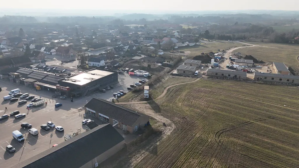 Õhuvaade - Year-Round Plot in Glesborg