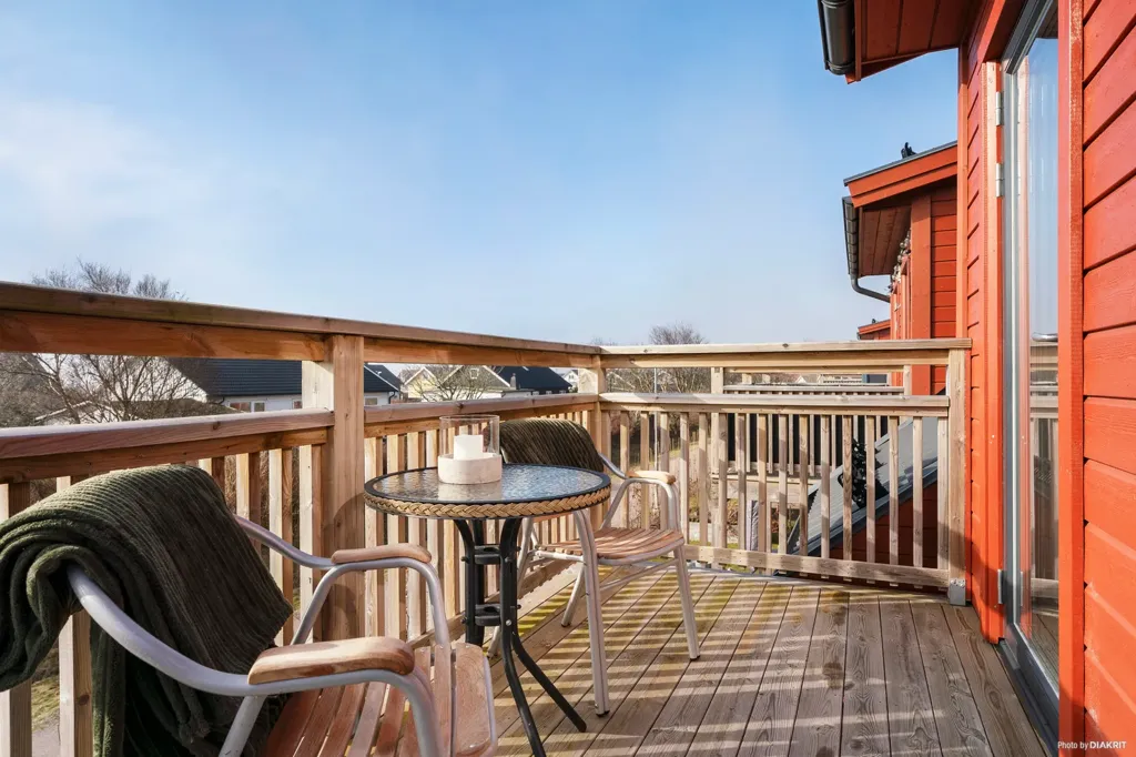 Rõdu - Elegant Apartment with Balcony in Falkenberg