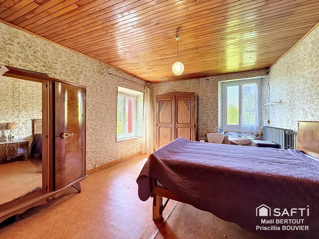 Chambres - Maison avec Jardin et Fort Potentiel à Saint-Béron