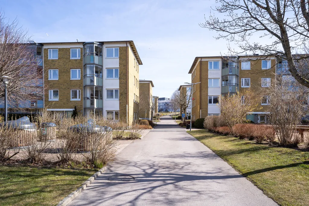 Välivaade - Well-Planned Apartment with Balcony in Tynnered