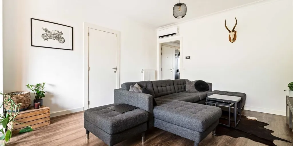 Elutuba - Renovated Apartment with Garage in Ekeren