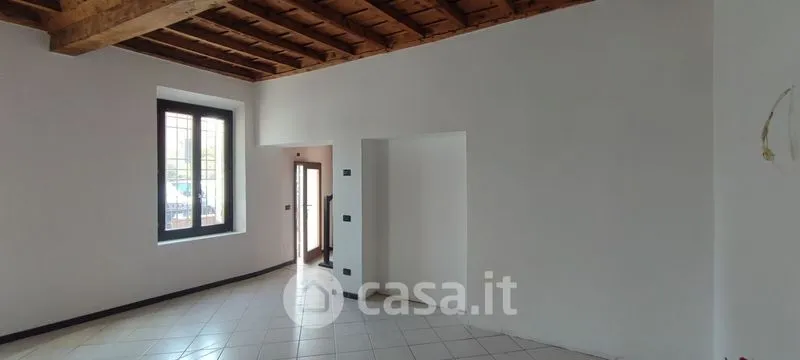 Pièces - Charming Ground Floor Flat with Garden in Volta Mantovana