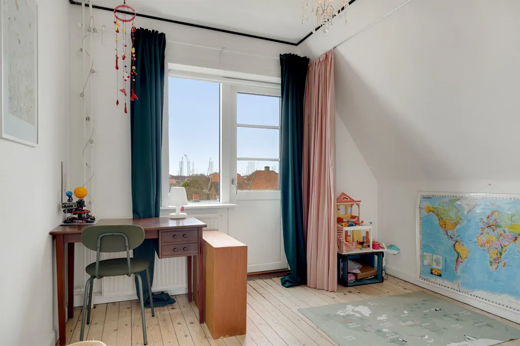 Bedrooms - 6-room house in Esbjerg