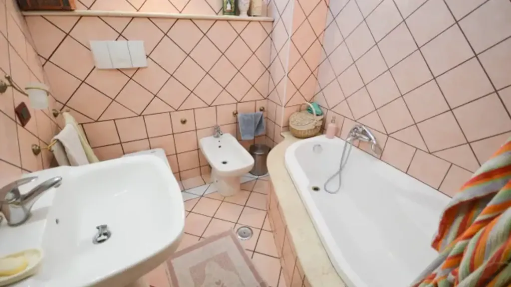 Salles de bain - Terraced Villa with Balcony in Rossano