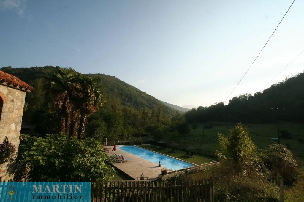 Giardino - Mas with River Access in Peaceful Hamlet