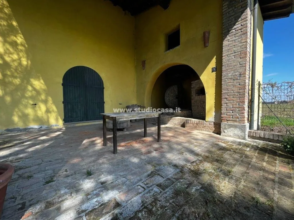 Aed - Restored Millhouse with Two Homes in Gombito