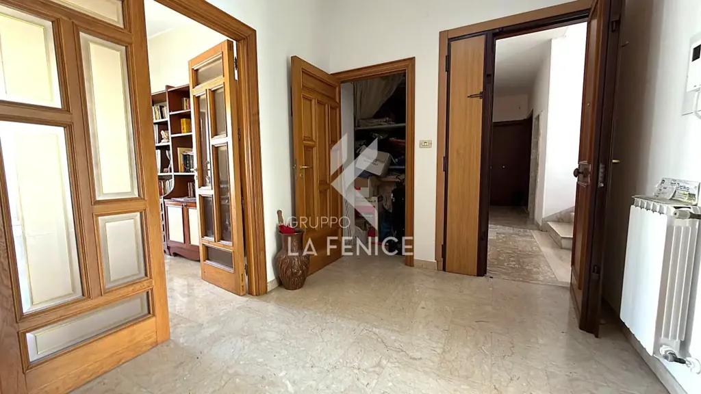 hallway_entrance