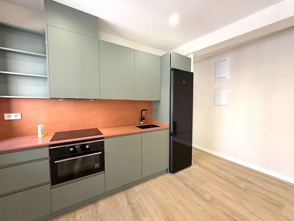 Cucina - Modernised Apartment with Balcony in Logroño
