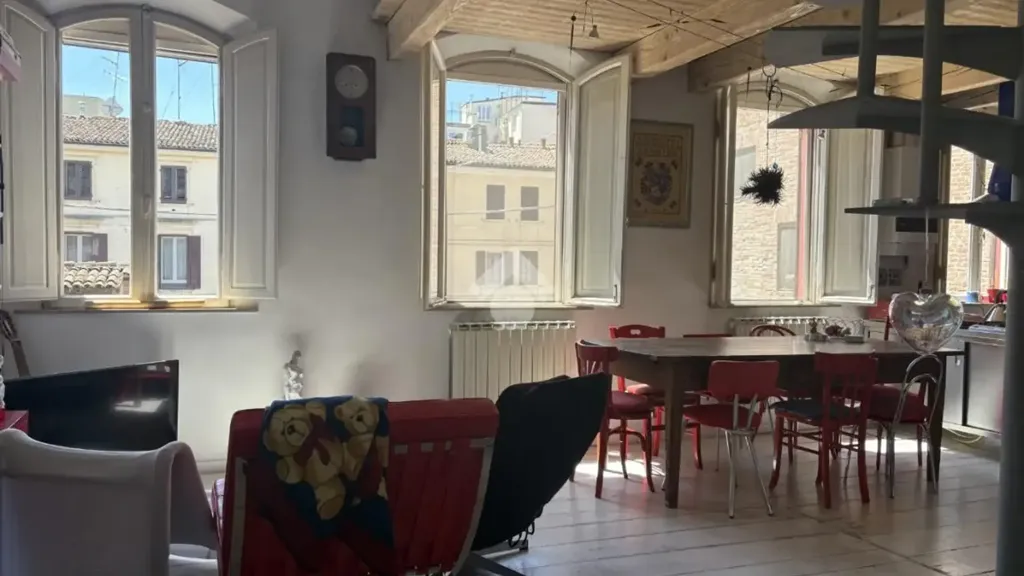 Salle à manger - Two-Bedroom Apartment in Historic Centre, Ferrara