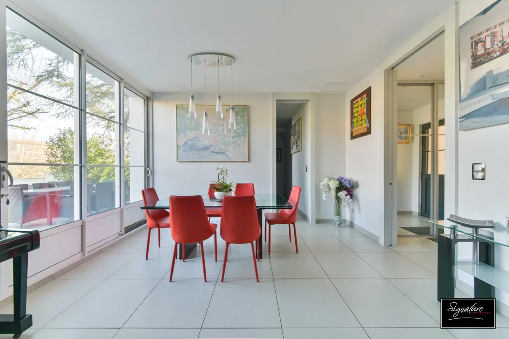 Söögituba - Apartment with Garden in Chantilly Centre
