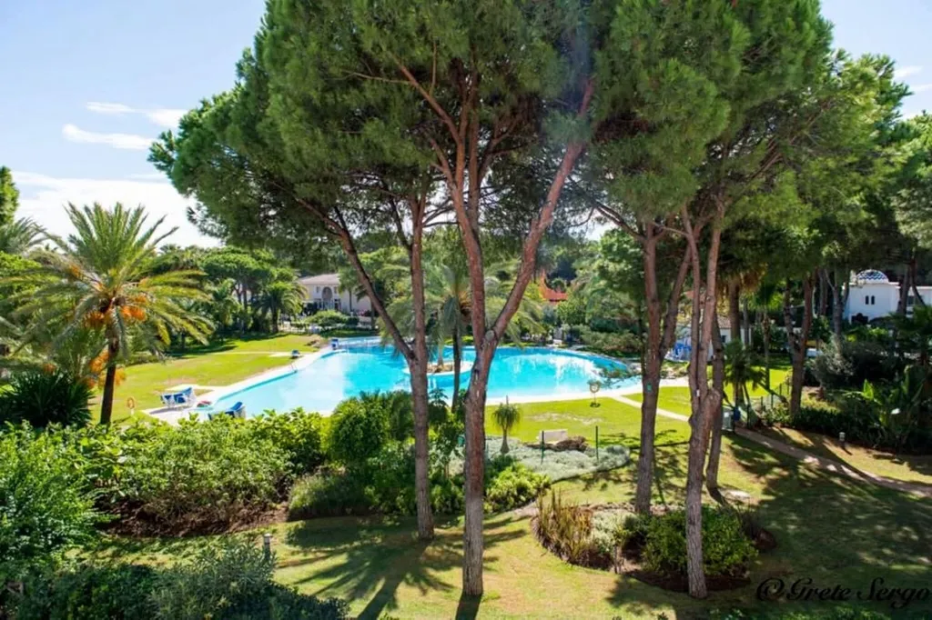 Bassein - Penthouse with Pool View in Estepona