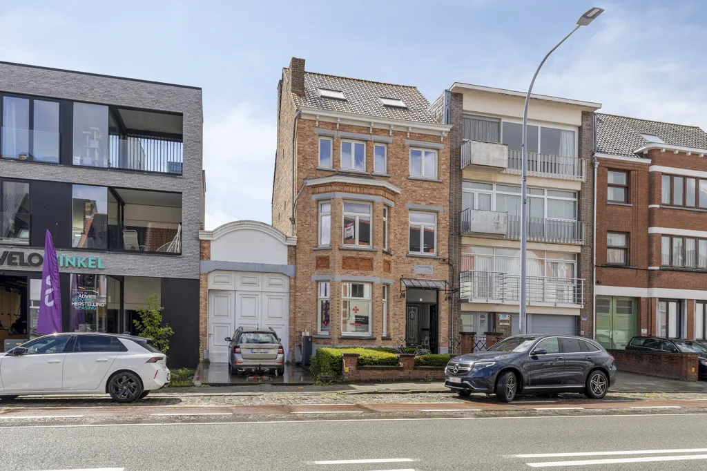 Esterno - Commercial Property with Student Studios in Sint-Andries