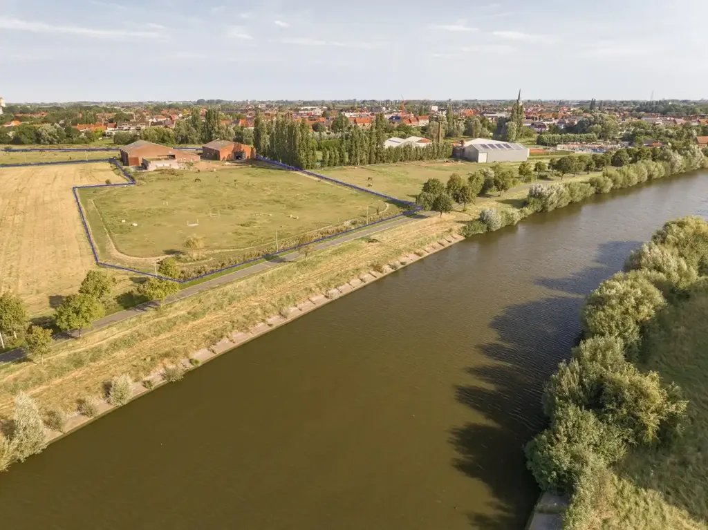 Rural Estate with Leie View in Kuurne