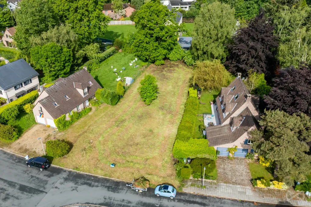 Õhuvaade - Building Plot with East-Facing Orientation in Bel-Air