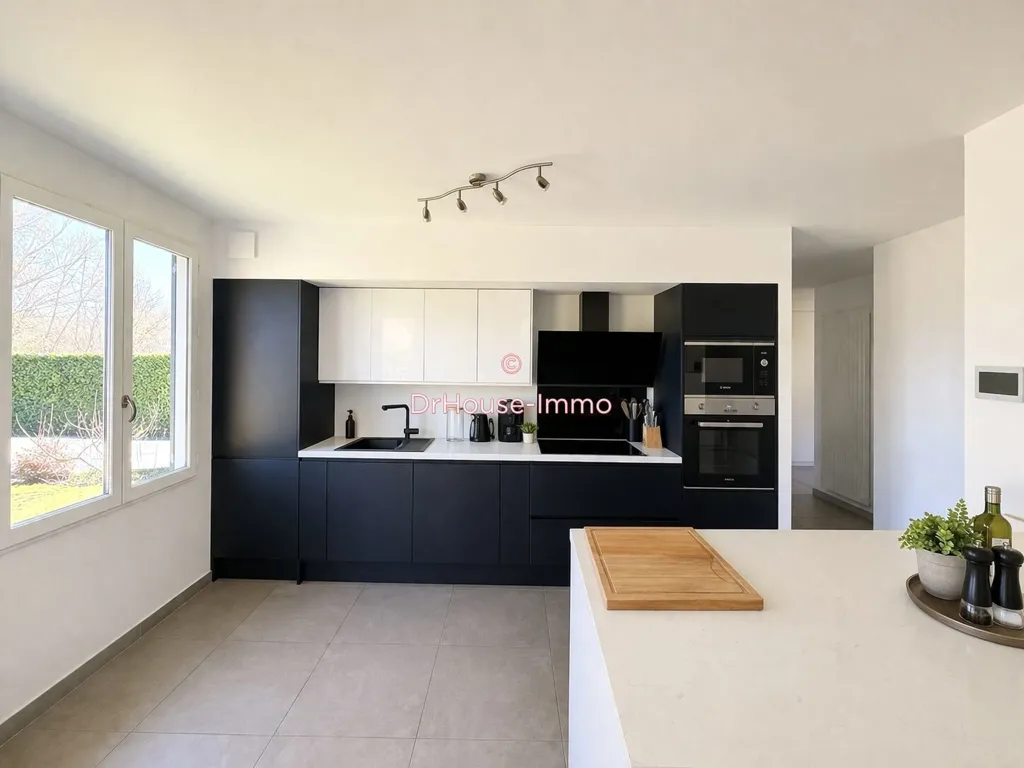 Cuisine - Maison avec Jardin et Terrasses à Arques-la-Bataille