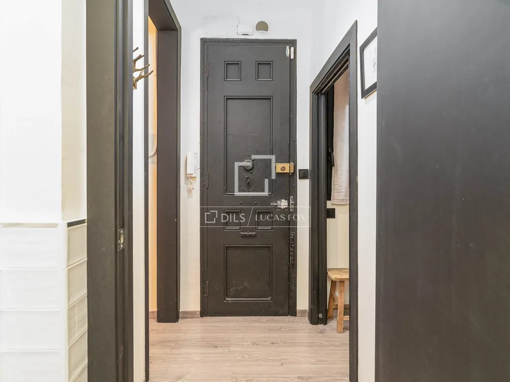 Entrée - Apartment with Patio in Barcelona's Gothic Quarter