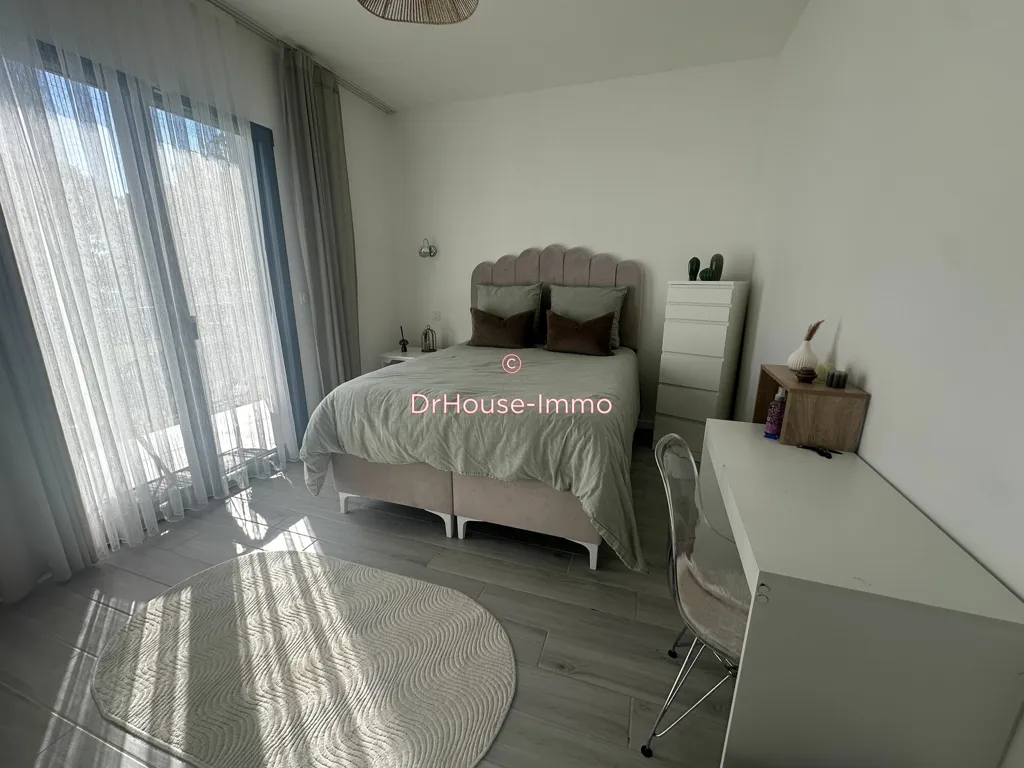 Magamistoad - Contemporary Villa with Pool in Croignon