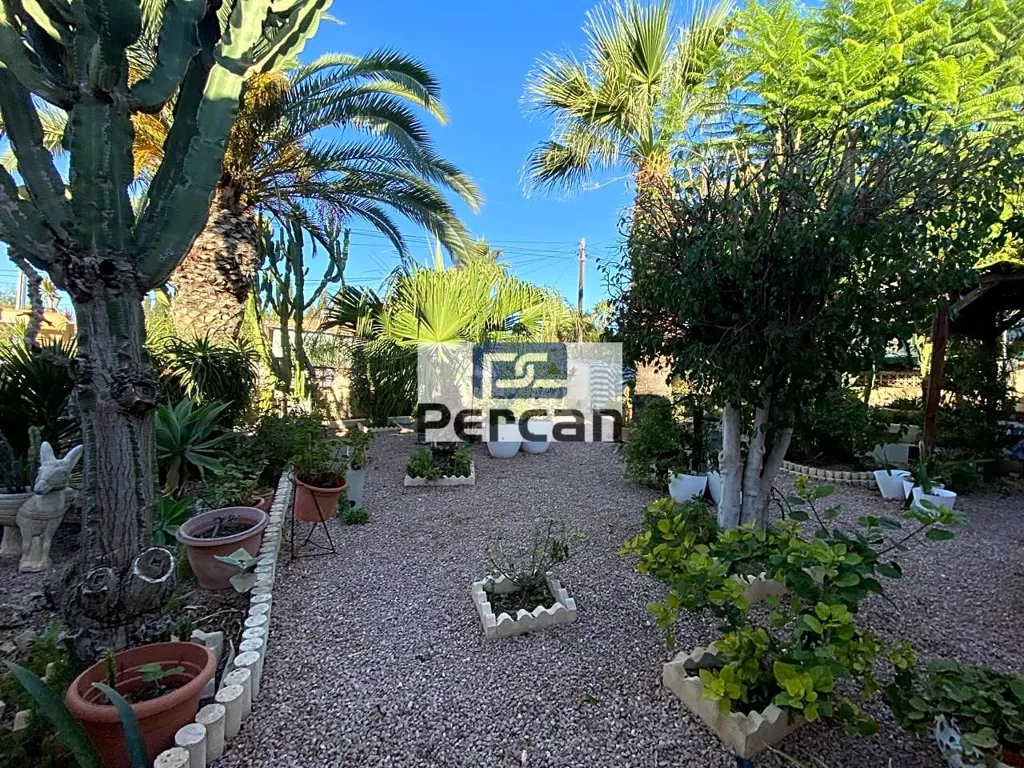 Aed - Rustic Finca with Pool in Alicante