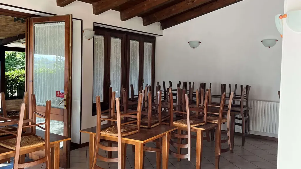 Dining Room - House with Restaurant Space in Massa Lombarda