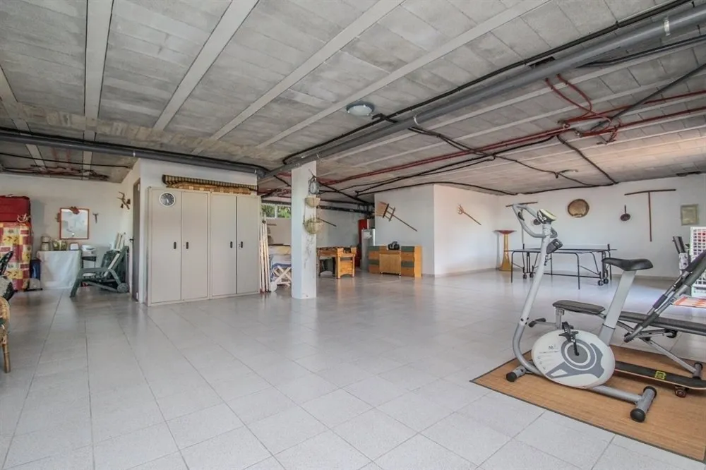 Pièces - Villa with Sea Views and Pool in Badia Gran