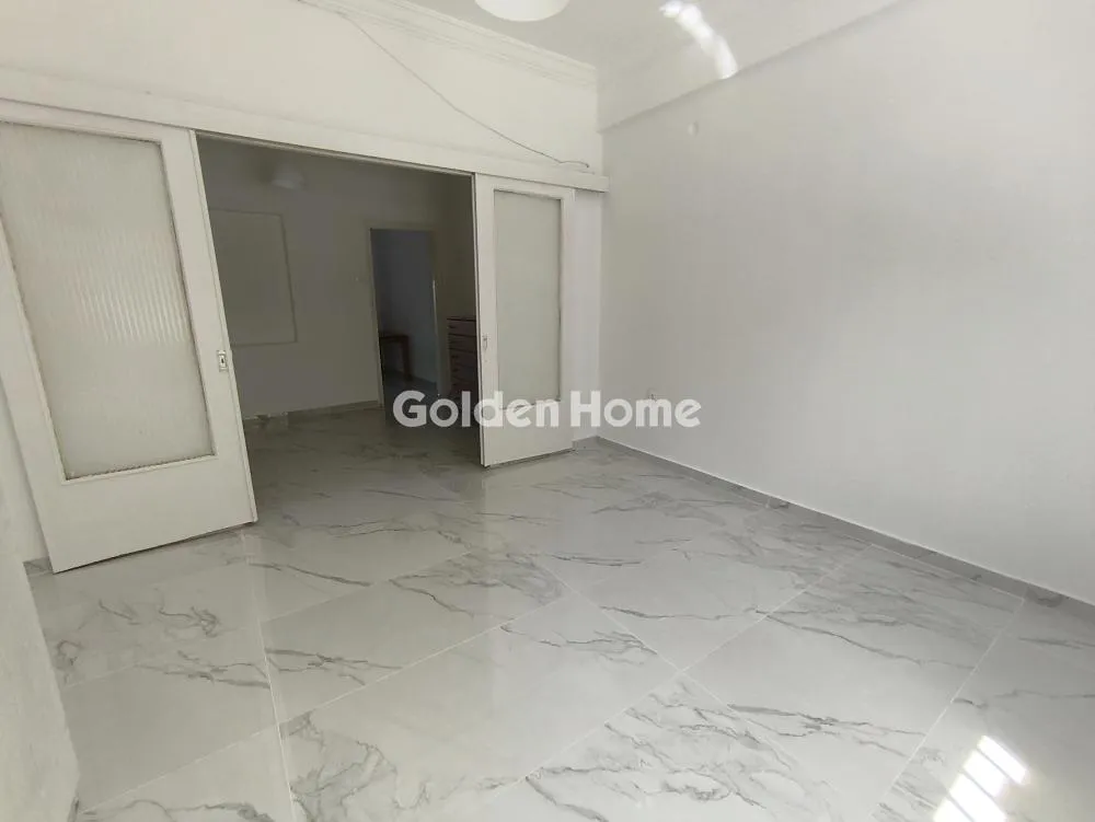Pièces - Fully Renovated Apartment with Balcony in Upper Ymittos