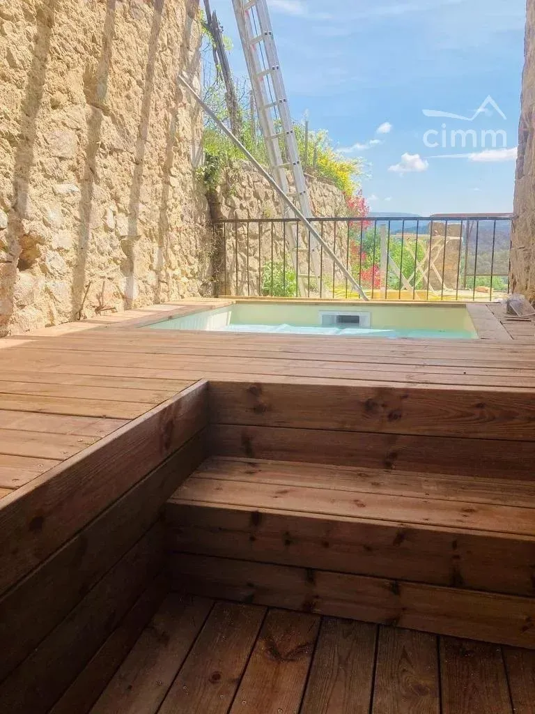 Terrasse - Maison en pierre avec vue panoramique à Saint-Andéol-de-Vals